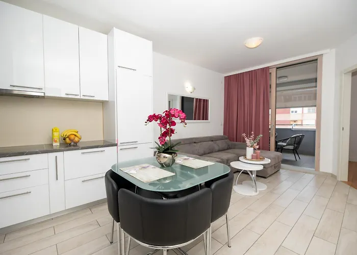 Lägenhet Adrian Zadar